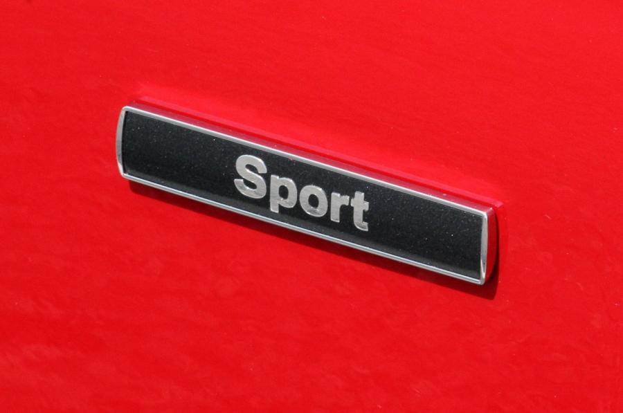 BMW 1-Series 5-Door 2012 года  (фото 40 из 57)